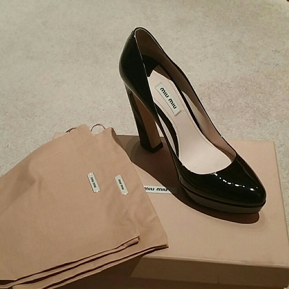Miu Miu Black Patent Leather Pumps